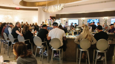 Capital Club Full Bar2