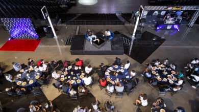 Stage_StepNRepeat_DJ_Seated Rounds_Grand Entrance